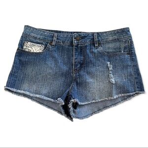 Forever 21 Denim Shorts. Size 26